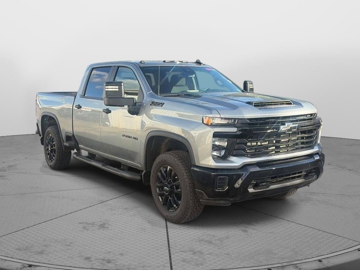 New 2026 Chevrolet Silverado 2500 Custom w/ Custom Value Package AWD/4WD image 2