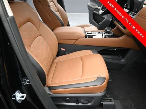 New 2025 Nissan Pathfinder Platinum image 37