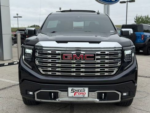 Used 2022 GMC Sierra 1500 Denali AWD/4WD image 2