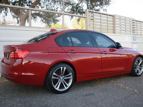 Used 2013 BMW 328i xDrive Sedan image 4