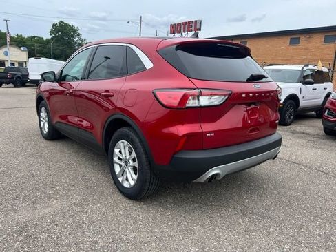Certified 2022 Ford Escape SE w/ Convenience Package AWD/4WD image 6