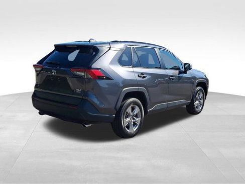 Used 2025 Toyota RAV4 XLE AWD/4WD image 7