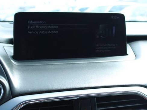 Used 2021 MAZDA CX-9 Touring FWD image 30