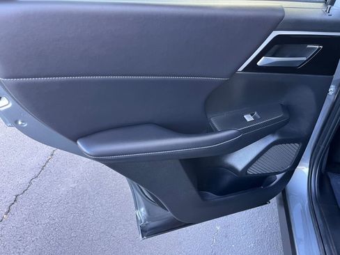 Used 2024 Mitsubishi Outlander SE image 20