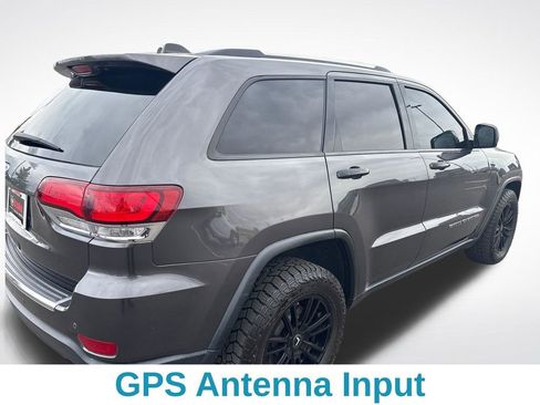 Used 2021 Jeep Grand Cherokee Limited AWD/4WD image 7