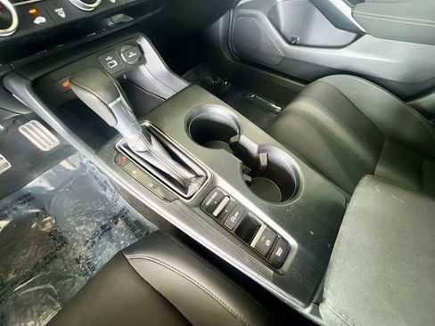 Used 2024 Honda Civic Sport image 25