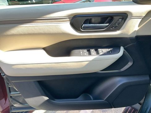 New 2026 Nissan Armada Platinum image 13