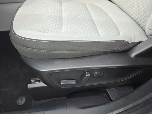 Used 2023 Ford Escape Active image 12