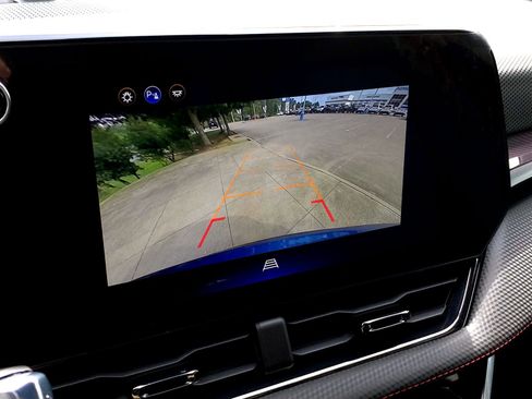 Used 2026 Chevrolet Equinox RS AWD/4WD image 16