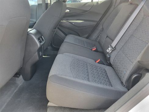 Used 2024 Chevrolet Equinox LT image 24