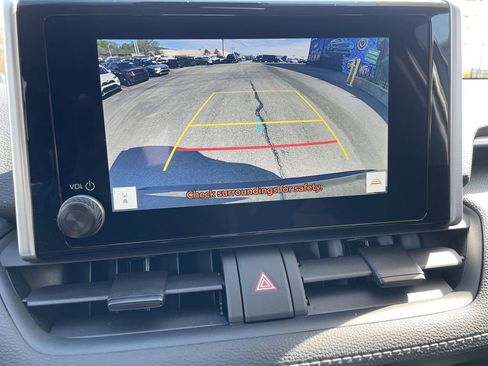 Certified 2025 Toyota RAV4 LE AWD/4WD image 19