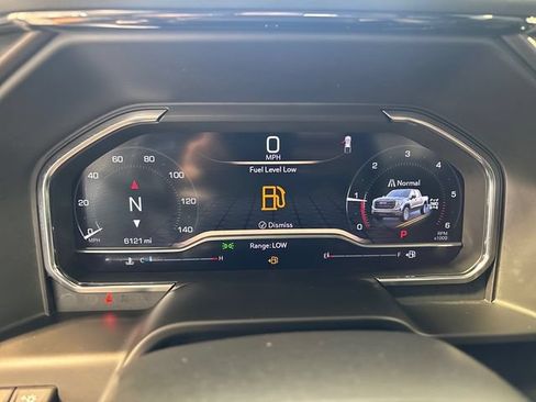 Used 2025 GMC Sierra 1500 AT4 w/ AT4 Premium Package AWD/4WD image 10