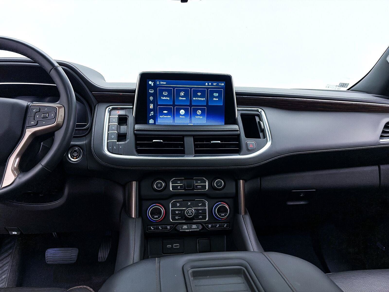 Used 2023 Chevrolet Tahoe High Country AWD/4WD image 13