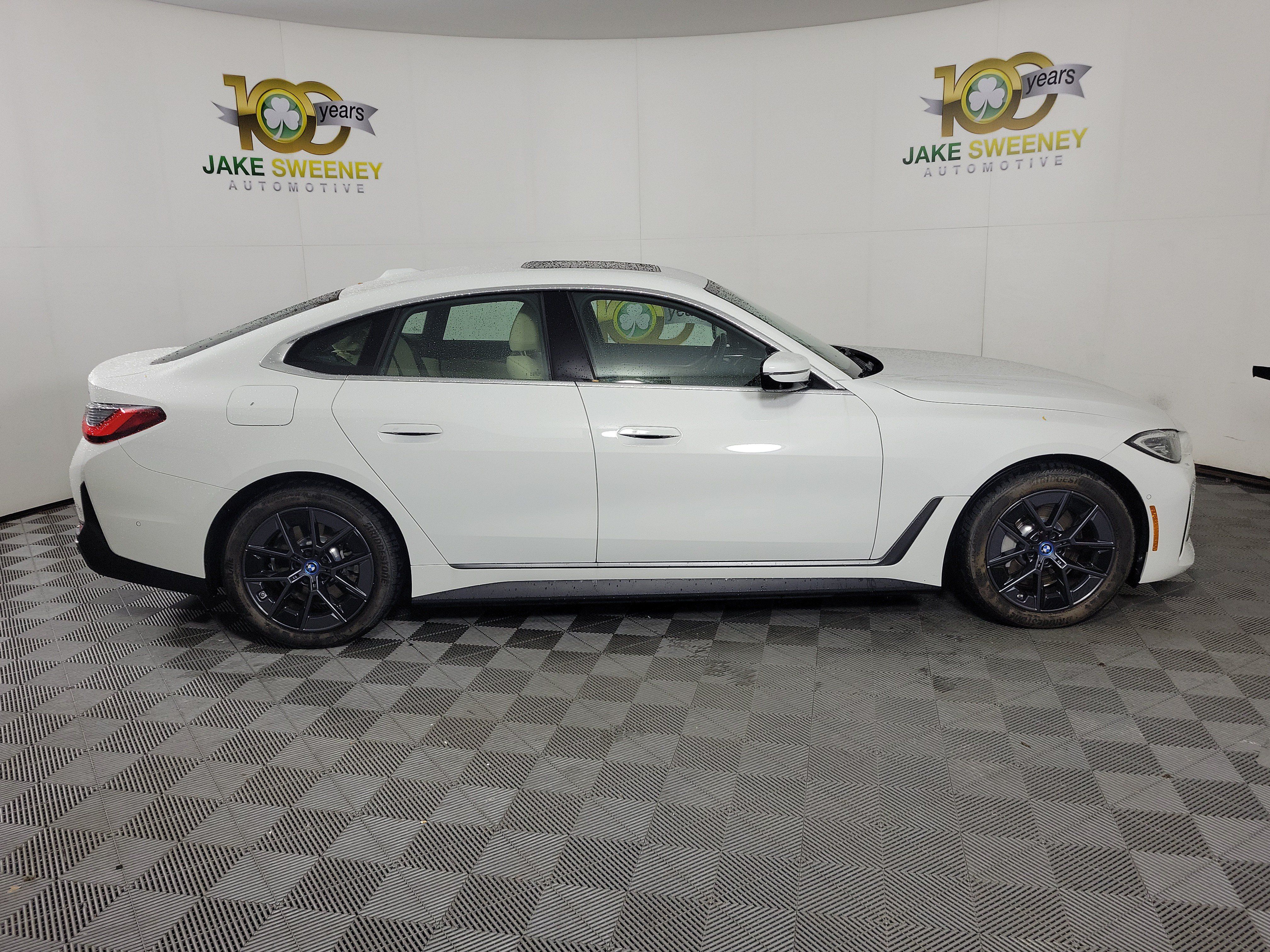Certified 2023 BMW i4 eDrive40 RWD image 4