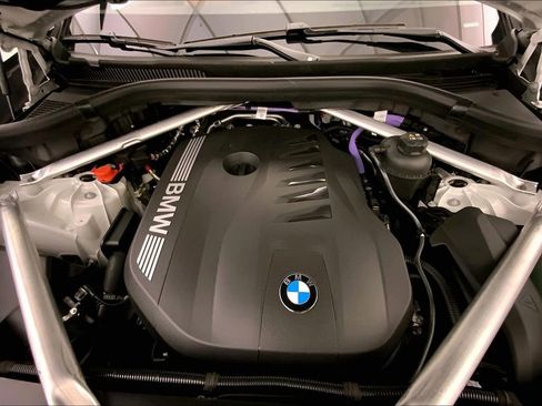 New 2026 BMW X5 xDrive40i w/ Premium Package image 8