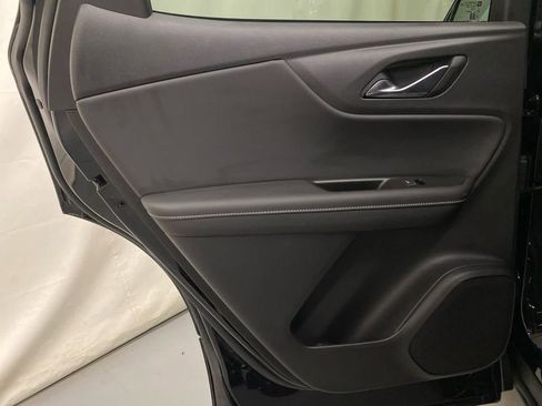 New 2025 Chevrolet Blazer LT w/ Convenience Package image 13