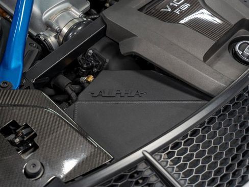 Used 2017 Audi R8 V10 plus w/ Full Leather Package image 69