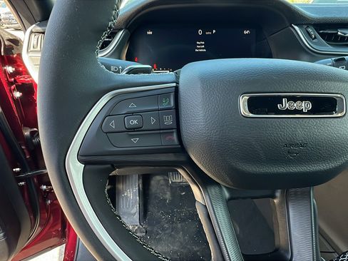 New 2026 Jeep Grand Cherokee Laredo X image 24