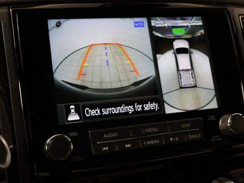 Used 2022 Nissan Titan PRO-4X w/ Pro-4x Convenience Package image 7