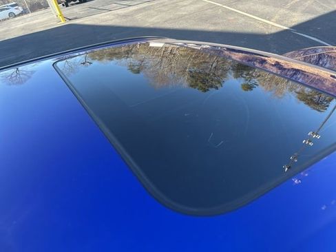 Used 2025 Honda CR-V EX image 12