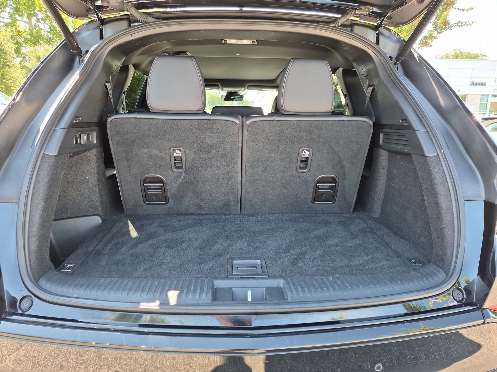 Used 2022 Acura MDX A-Spec AWD/4WD image 32