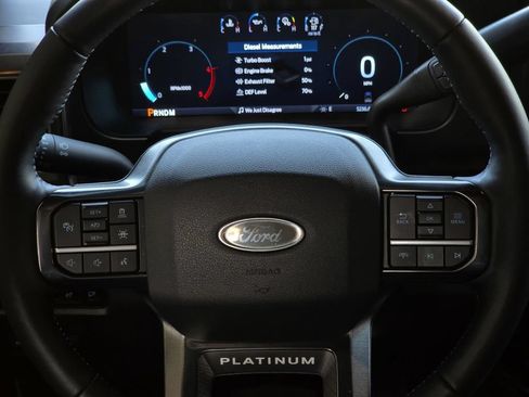 Used 2025 Ford F350 Platinum AWD/4WD image 41