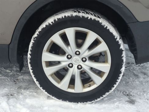 Used 2014 Toyota RAV4 Limited image 13