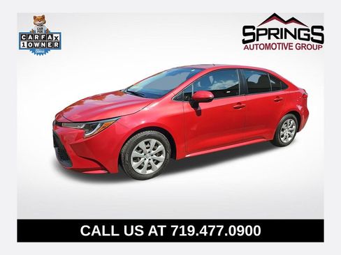 Used 2021 Toyota Corolla LE FWD image 1