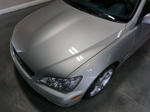 Used 2002 Lexus IS 300 image 48