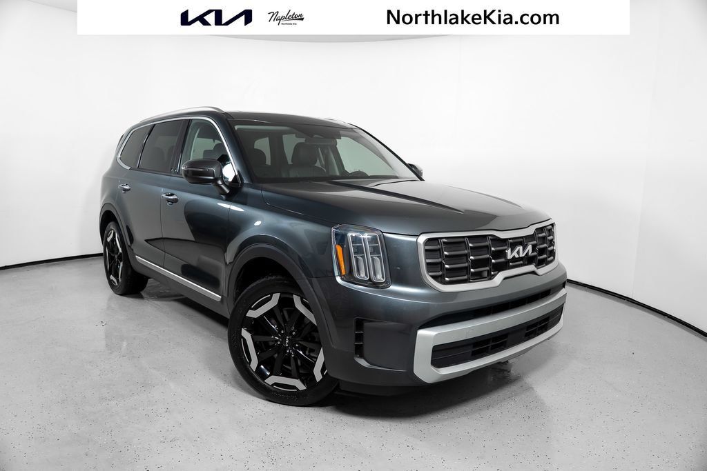 Used 2024 Kia Telluride S w/ S Sunroof Package FWD image 1