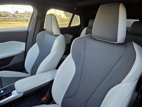 Used 2024 BMW X2 M35i w/ Premium Package image 25