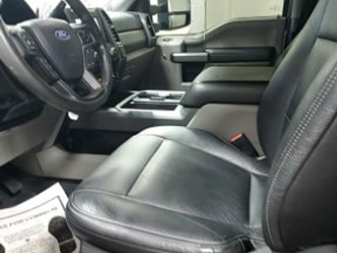 Used 2020 Ford F250 XLT w/ XLT Premium Package AWD/4WD image 6