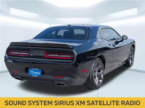 Used 2019 Dodge Challenger GT RWD image 5
