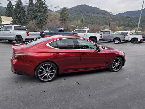 Used 2023 Genesis G70 2.0T image 4