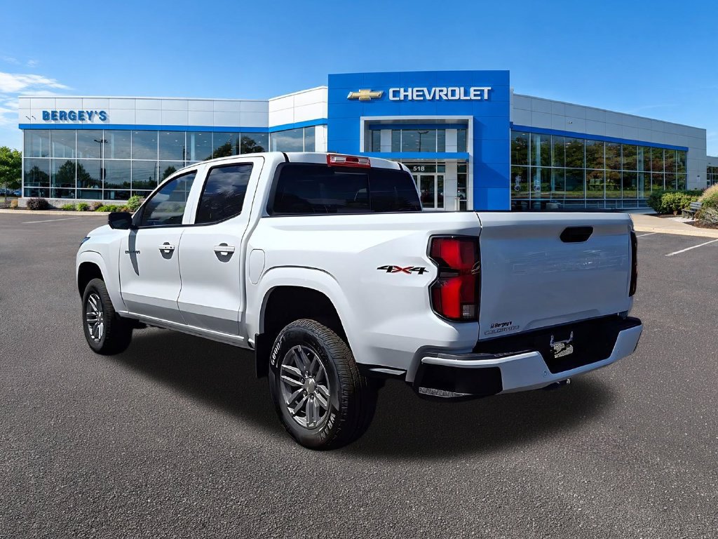 New 2026 Chevrolet Colorado LT w/ LT Convenience Package AWD/4WD image 4