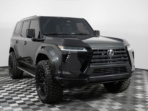 Used 2025 Lexus GX 550 AWD/4WD image 10