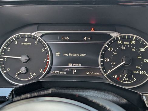 Used 2023 Nissan Pathfinder SL image 20