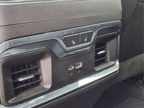 Used 2024 GMC Sierra 1500 SLT w/ SLT Premium Plus Package image 20