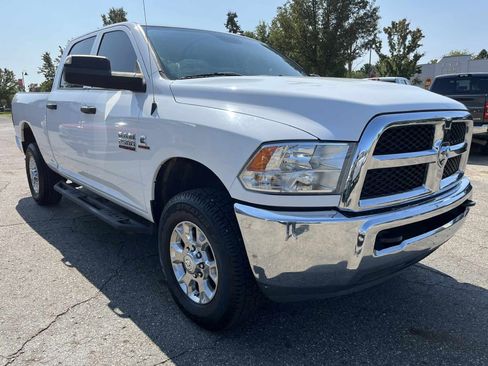Used 2018 RAM 2500 Tradesman w/ Chrome Appearance Group image 4