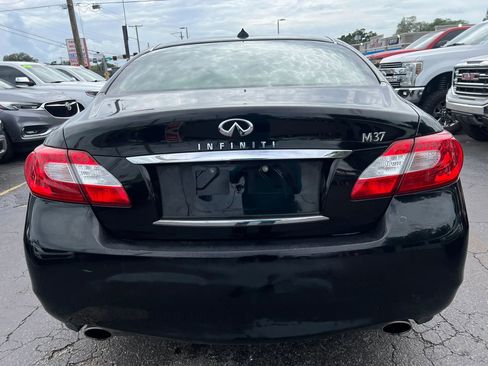 Used 2012 INFINITI M37 w/ Premium Pkg RWD image 6