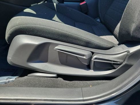 Certified 2023 Honda HR-V LX image 11