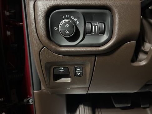 New 2026 RAM 1500 Laramie w/ Off Road Group image 23