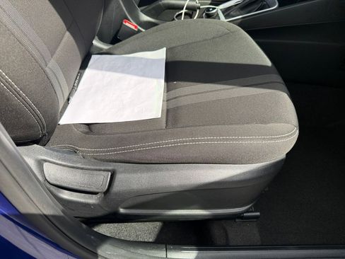 Used 2022 Hyundai Venue SEL image 26