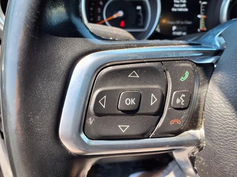 Used 2020 Jeep Wrangler Unlimited Sahara w/ Uconnect 4C Nav & Sound Group image 23