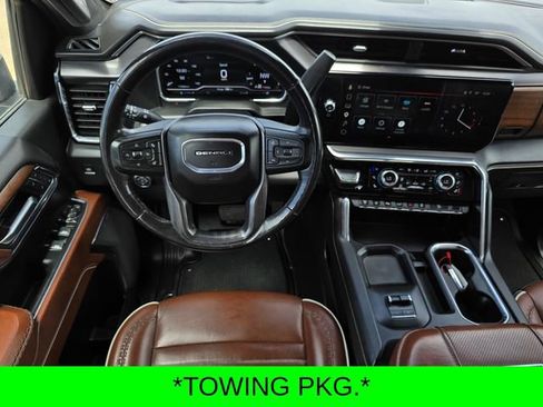 Used 2024 GMC Sierra 2500 Denali Ultimate AWD/4WD image 5
