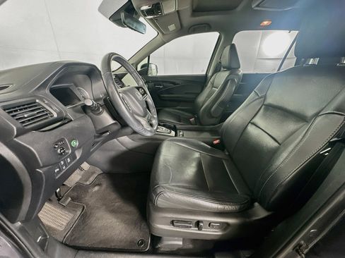 Used 2019 Honda Pilot Elite image 13