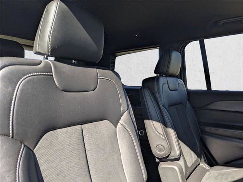 Certified 2024 Jeep Grand Cherokee L Altitude image 19