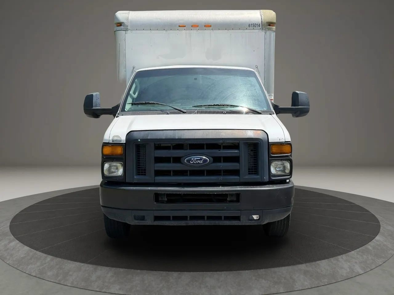 Used 2016 Ford E-350 and Econoline 350 Super Duty RWD image 2