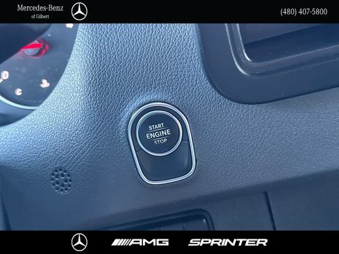 Used 2024 Mercedes-Benz Sprinter 2500 w/ Acoustic Package image 27