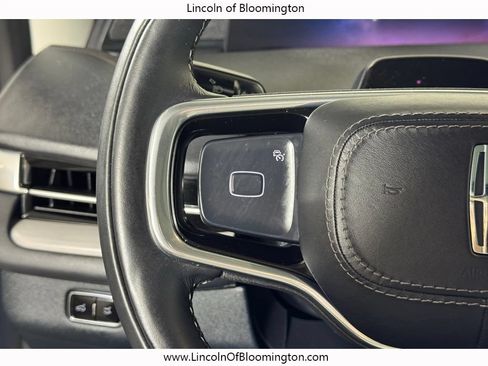 Used 2025 Lincoln Navigator L Reserve AWD/4WD image 28